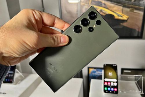 Trên tay Samsung Galaxy S23 Ultra, giá từ 31,99 triệu ở Việt Nam