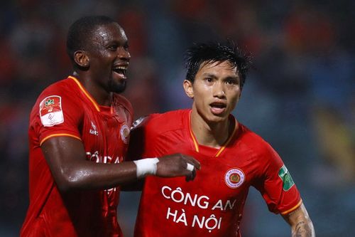 HLV Công An Hà Nội nói gì sau khi đè bẹp Bình Định