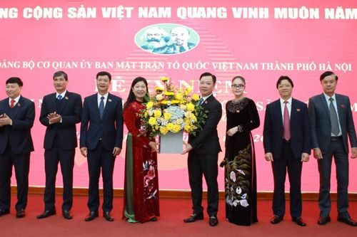 Lan tỏa tinh thần của Đảng đến mọi cán bộ Mặt trận toàn Thành phố