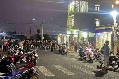 Vụ cháy trong căn phòng ngủ có mùi xăng, hai cha con đều tử vong