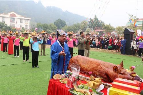 Lễ hội Xuân Lào Cai - bản hòa ca của những di sản văn hóa