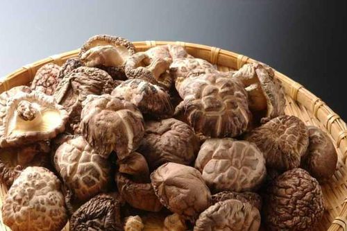 4 loại rau được cổ nhân xếp là 'trường thọ', quí hơn cả nhân sâm Trung Hoa, lại mọc rất nhiều ở Việt Nam