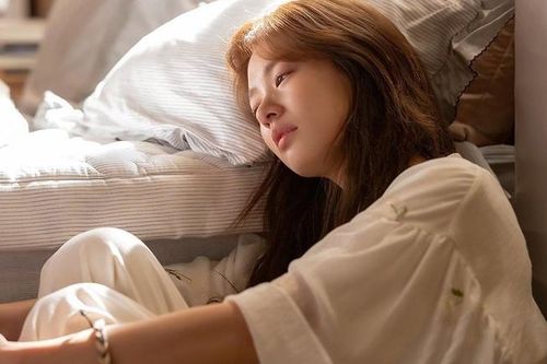 4 biểu hiện khi ngủ cho thấy cơ thể phụ nữ đang lão hóa nhanh