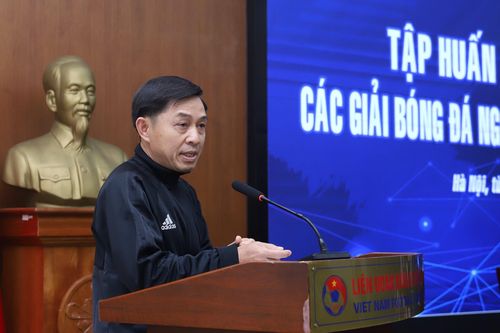Trưởng Ban Trọng tài VFF: Đào tạo trọng tài chuyên nghiệp cần ít nhất 4 năm
