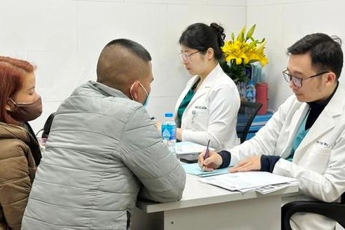 24 tuổi đã suy buồng trứng nặng