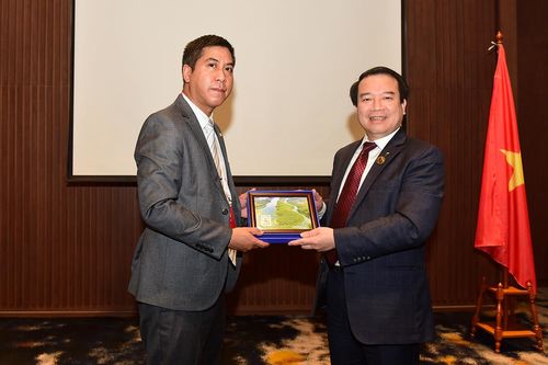 Hiệp hội Du lịch châu Á-Thái Bình Dương cam kết mở rộng đào tạo nhân lực du lịch cho Việt Nam