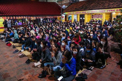 Đại lễ cầu an ở chùa Phúc Khánh không còn cảnh chen chúc, xô đẩy