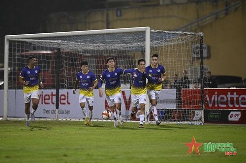 Viettel FC vs Hà Nội FC: Đương kim vô địch khởi đầu nhọc nhằn