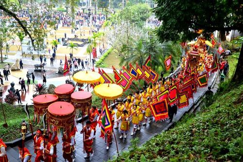Lào Cai khai Hội Đền Thượng tưởng nhớ Quốc công Tiết chế Hưng Đạo Đại Vương Trần Quốc Tuấn