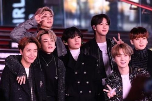 May mắn vẫn chưa mỉm cười với 7 chàng trai BTS tại lễ trao giải Grammy lần thứ 65