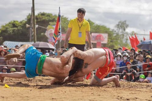 Đắk Lắk: Sôi nổi giải vật truyền thống sau 3 năm tạm hoãn