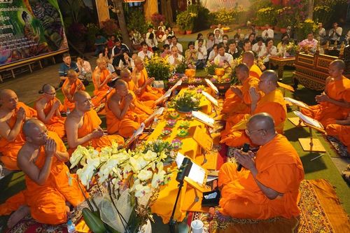 Lễ hội đèn rằm tháng Giêng tại chùa Candaransi