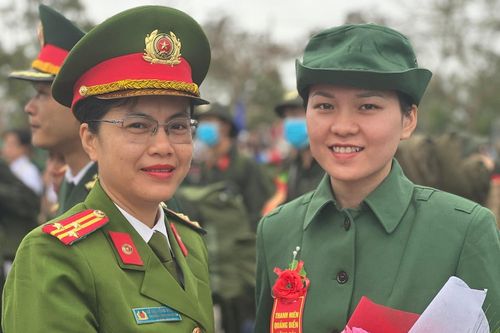 Nữ tân binh duy nhất ở Thừa Thiên - Huế viết đơn tình nguyện nhập ngũ