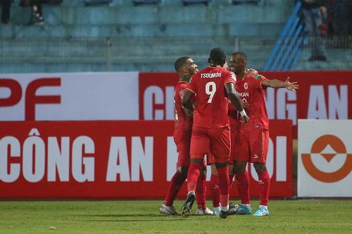 V.League 1-2023: Khởi đầu kịch tính