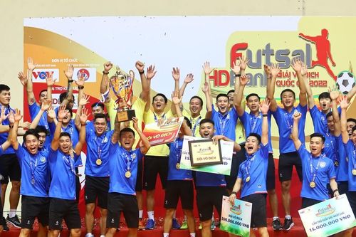 Hướng đến Quả bóng vàng Việt Nam 2022: Đội bóng đẳng cấp và đối trọng