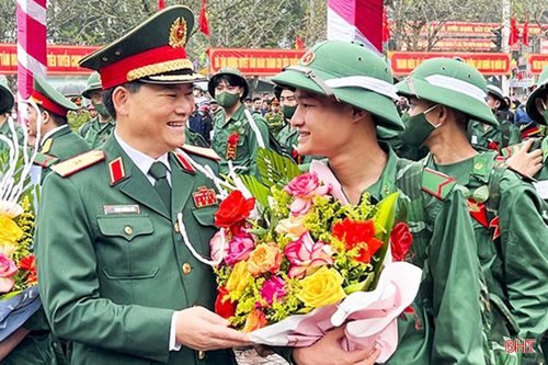 Hà Tĩnh tổ chức lễ giao nhận quân đủ chỉ tiêu, chất lượng, nhanh gọn và an toàn tuyệt đối