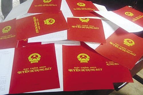 Luật sư nói về vụ 13 cán bộ, công chức Hà Tĩnh 'móc ngoặc' làm nhanh sổ đỏ