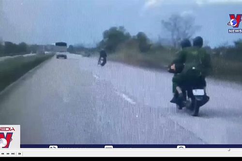 Tạm giữ hình sự đối tượng chống người thi hành công vụ, gây tai nạn nghiêm trọng