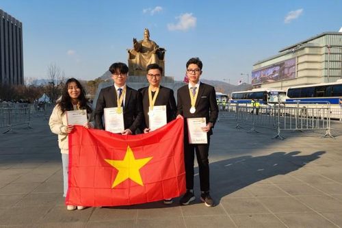 Học sinh Việt Nam giành Huy chương vàng Olympic Phát minh và Sáng tạo thế giới 2023