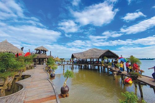 Khởi sắc du lịch Chợ Mới