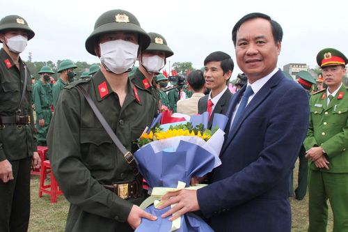 Gần 300 tân binh ở Quảng Trị tham gia nghĩa vụ CAND