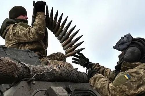 Báo Anh tiết lộ số đạn pháo quân đội Ukraine dùng trong một ngày