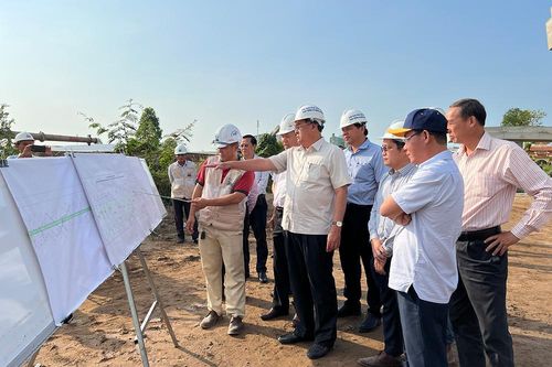 Chủ tịch UBND tỉnh An Giang Nguyễn Thanh Bình kiểm tra tiến độ thi công các công trình, dự án trọng điểm