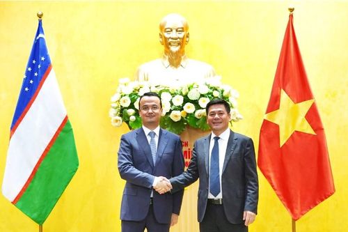 Bộ trưởng Nguyễn Hồng Diên tiếp và làm việc với Bộ trưởng Bộ Đầu tư, Công nghiệp và Thương mại CH Uzbekistan