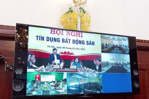 Bàn giải pháp khơi thông vốn tín dụng cho bất động sản