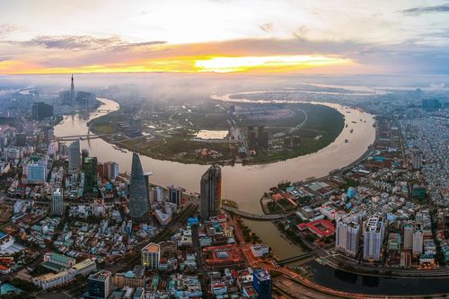 Chủ doanh nghiệp môi giới BĐS phải bán nhà, xe gồng lỗ