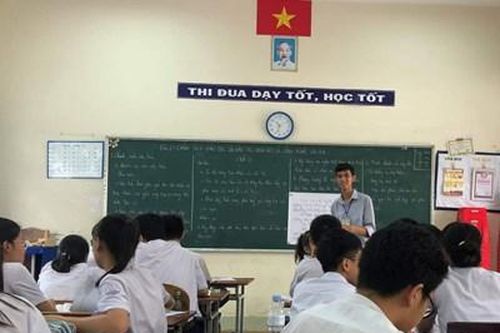 'Vì sao tôi tình nguyện nhập ngũ?' - Câu chuyện thứ mười bảy: Hai giáo viên rời bục giảng đi nghĩa vụ quân sự