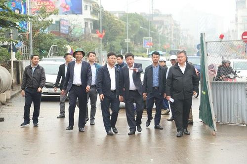 Vì sao dự án nút giao An Dương - đường Thanh niên thi công mãi chưa xong?