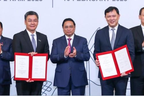 Thủ tướng ủng hộ làm dự án điện gió ngoài khơi xuất khẩu sang Singapore
