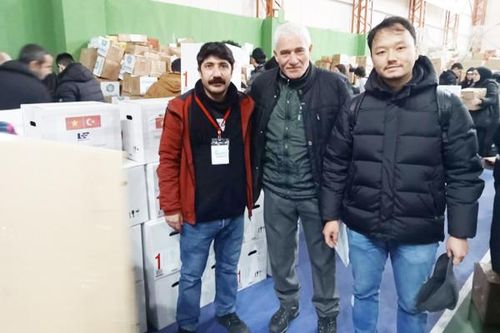 Hành động ý nghĩa của người Việt tại 'tâm chấn' Thổ Nhĩ Kỳ
