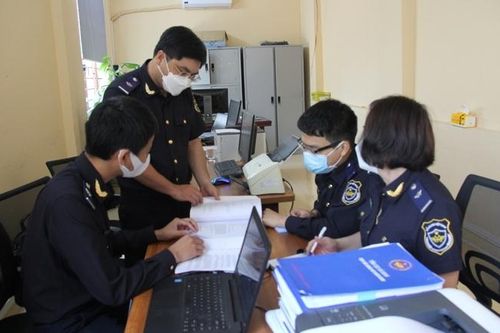 Chây ỳ nợ thuế, 4 Giám đốc doanh nghiệp bị tạm hoãn xuất cảnh
