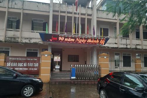 Loạt lãnh đạo Sở GD&ĐT Hà Tĩnh bị kiểm điểm