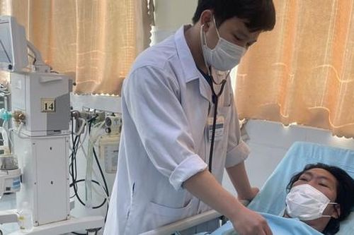 Bệnh nhân sốc nhiễm trùng, suy đa tạng, không thẻ BHYT được cứu sống trong gang tấc