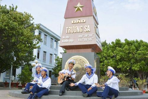 Ấm áp Trường Sa