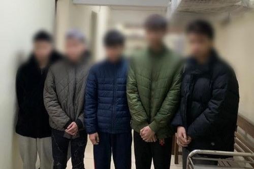 Bắt nhóm thanh niên chém đồng nghiệp vì hay nói xấu