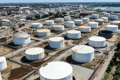 Dự trữ dầu thô của Mỹ đạt mức cao nhất kể từ tháng 6/2021
