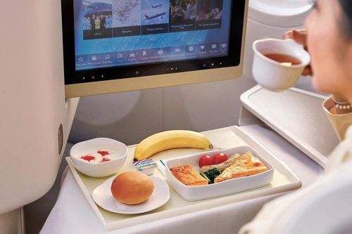 Doanh nghiệp dịch vụ phi hàng không ăn nên làm ra