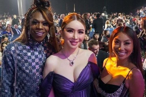 Miss Universe thành chủ đề nóng vì chuyện đấu giá bản quyền