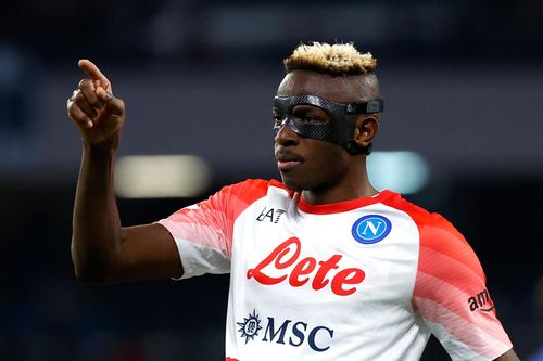 Bộ đôi tiền đạo Napoli tiếp tục khuấy đảo Serie A