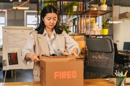 Nhân viên sẵn sàng tỏ thái độ với quản lý