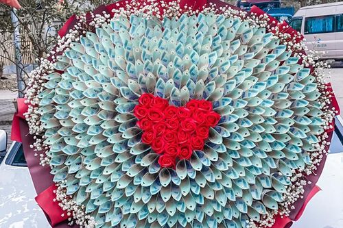 Những bó hoa độc lạ trong ngày lễ tình nhân Valentine 2023
