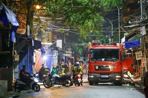 Hải Phòng: Xuyên đêm bảo vệ hiện trường, chống 'lửa tái phát' tại chợ Tam Bạc