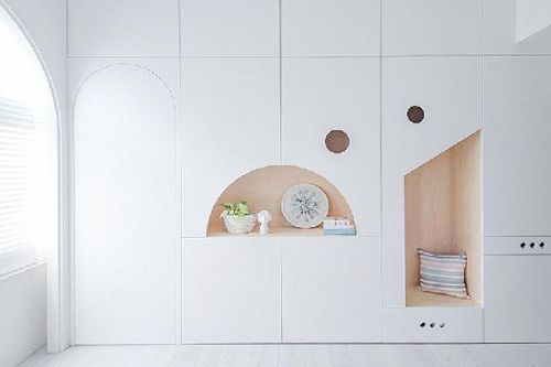 Căn hộ 15m2 có thiết kế 'bí mật' giúp gia đình 3 người sống thoải mái