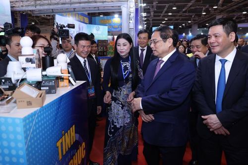 Hơn 2.500 tỷ đồng được rót vào Vĩnh Phúc tại Hội nghị vùng đồng bằng sông Hồng
