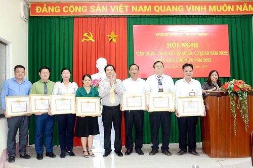 Trường Chính trị Tôn Đức Thắng nâng chất lượng đào tạo