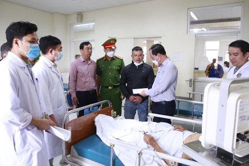 Vụ tai nạn thảm khốc ở Quảng Nam: Nữ nạn nhân 87 tuổi ngưng tim, gia đình xin đưa về nhà
